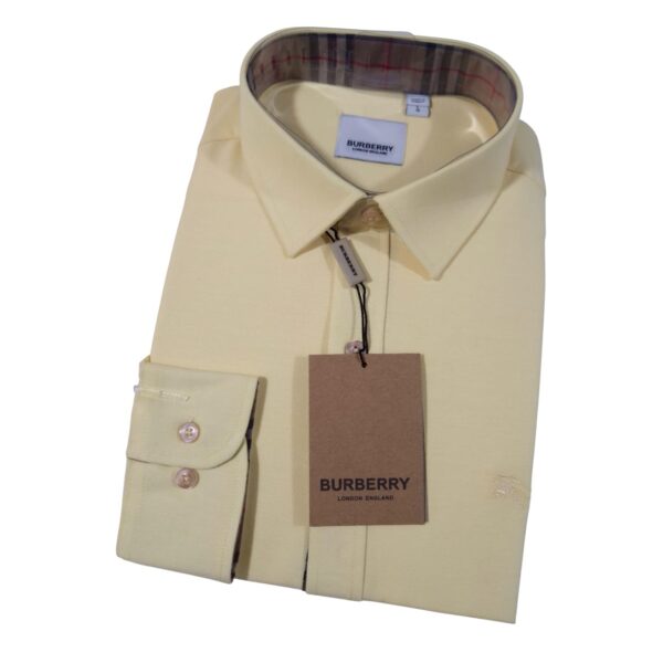 Burberry Manga Larga