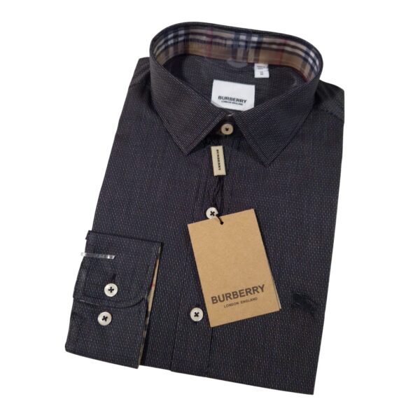 Burberry Manga Larga